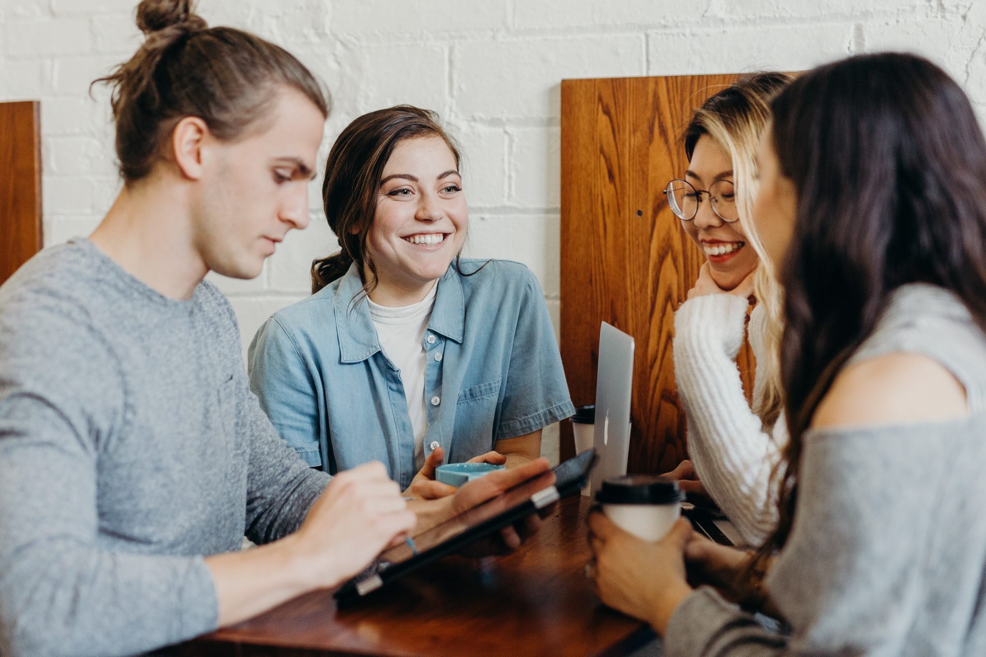 Accompagnement Des Jeunes Vers Lemploi Avez Vous Pens Au Contrat D